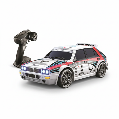 Auto da corsa Delta telecomandata scala 1:24 ricaricabile con cavo USB